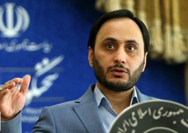 سخنگوی دولت اعلام کرد:
بازی‌های تیم ملی فوتبال با حضور تماشاگر برگزار می‌شود