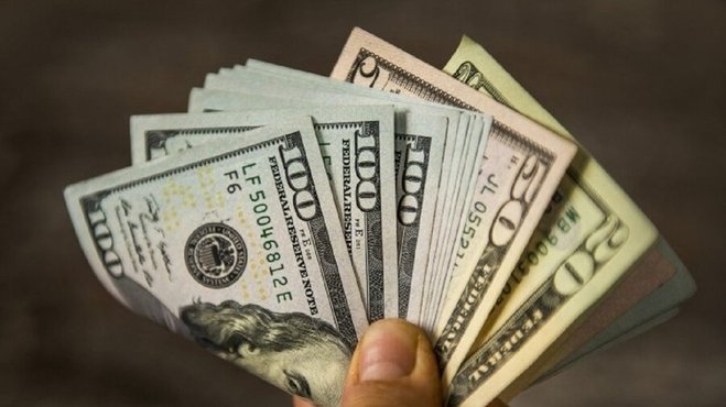 جدیدترین قیمت دلار و یورو در صرافی‌ ملی | ۱۸ بهمن ۱۴۰۰