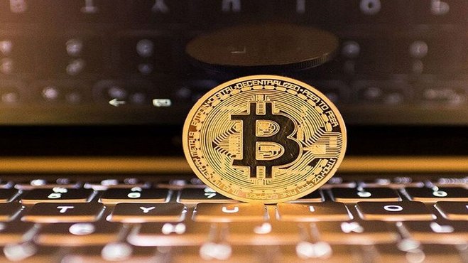 سقوط بیت کوین ادامه دارد؟ | هشدار یک تحلیلگر برجسته ارزهای دیجیتال