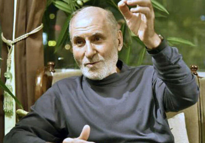 نبوی رئیس جبههٔ اصلاحات ماند