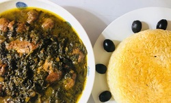 طرز تهیه خورشت گوجه‌سبز؛ از این غذا غافل نشوید