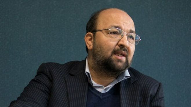 جواد امام: به نظر نمی رسد «کابینه رئیسی» با افرادی که در ستاد انتخاباتی اش حضور داشتند متفاوت باشد