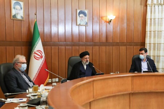 دیدار رئیس جمهوری منتخب با مسئولان و کارشناسان حوزه واکسن کرونا