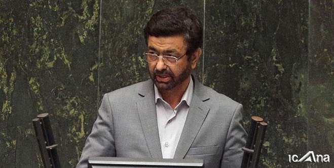 دعوای وزیر بهداشت و نماینده زاهدان به صحن کشید