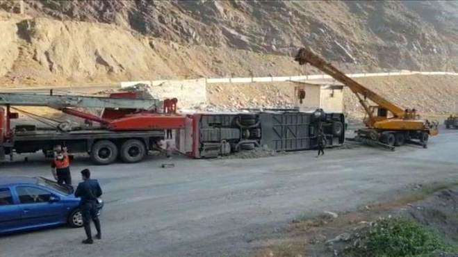واژگونی مرگبار اتوبوس در محور هراز