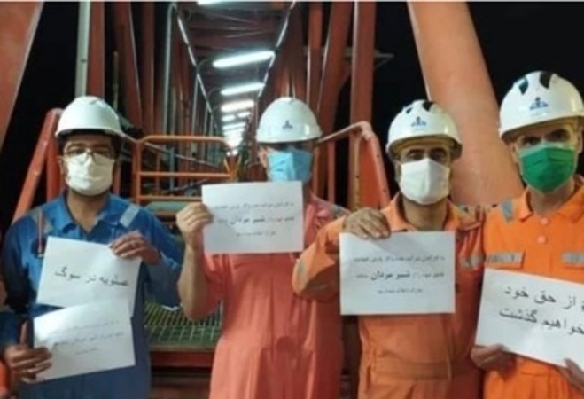 احمدی نژاد: بی توجهی به اعتراضات کارگران نفتی، عواقب خوبی ندارد