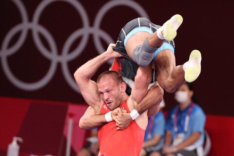 فریم به فریم با فن عجیب و تماشایی کشتی‌گیر ایران در المپیک توکیو