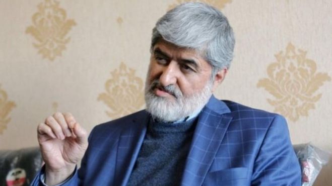 اقدامات دولت شوروی و روسیه در طول عمر انقلاب اسلامی را بررسی کنید