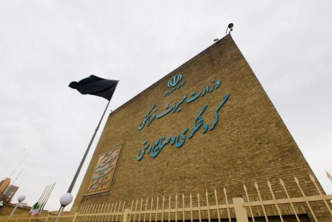 روز‌های دشوار ضرغامی در ارگ آزادی