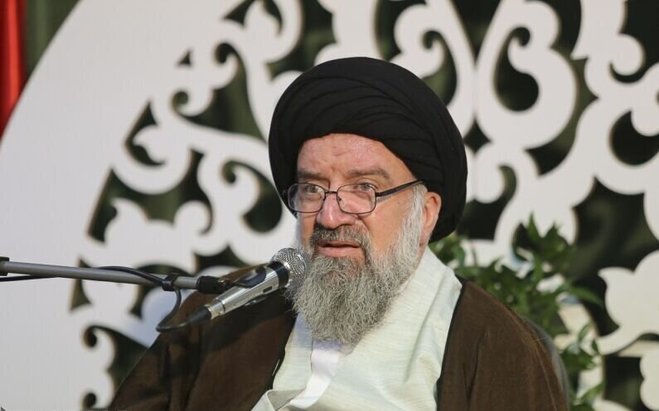 حمله خاتمی به روحانی و مذاکره‌کنندگان