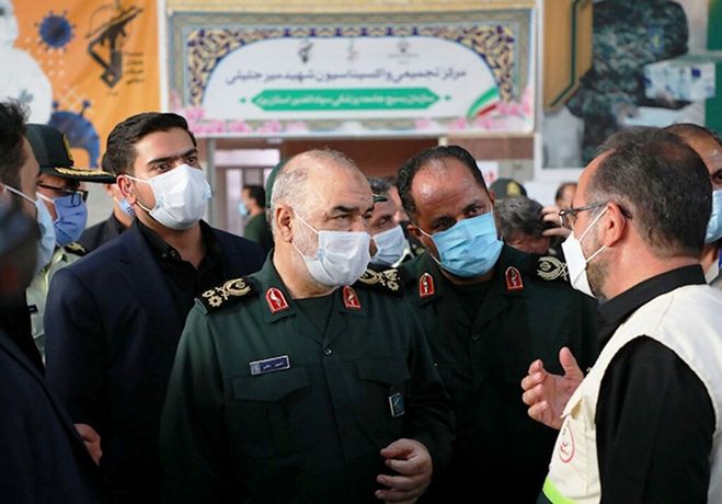 سردار سلامی: محاصره اقتصادی دشمن با کمک بسیجیان دفع شد