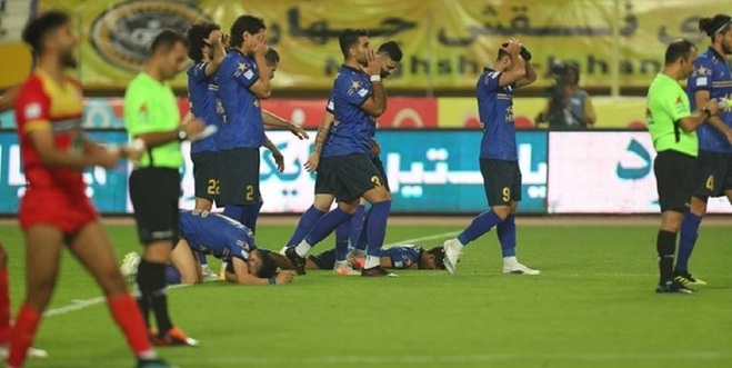 استقلال امسال هم شانس قهرمانی ندارد