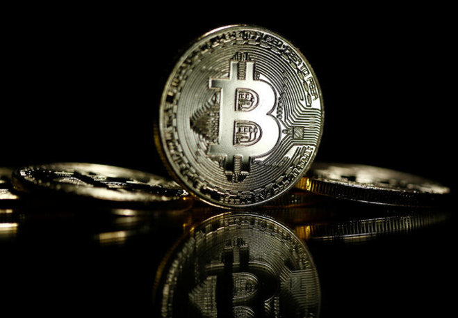 بیت کوین در آستانه ۵۰ هزار دلاری شدن