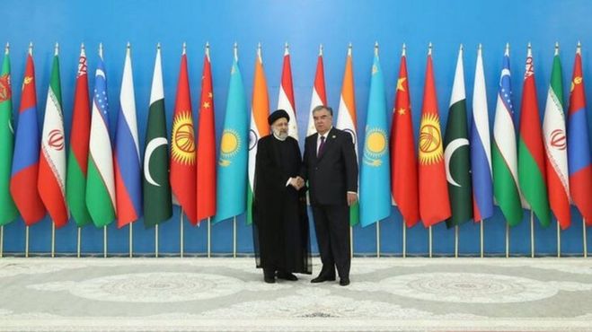مسیر پرپیچ و خم شانگهای