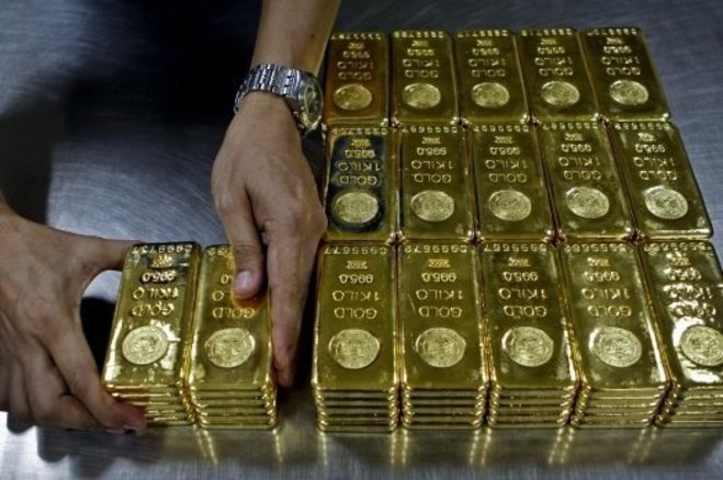 تقویت دلار قیمت جهانی طلا را پایین آورد
