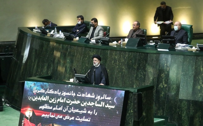 رای اعتماد نمایندگان به ۱۸ وزیر پیشنهادی رئیسی