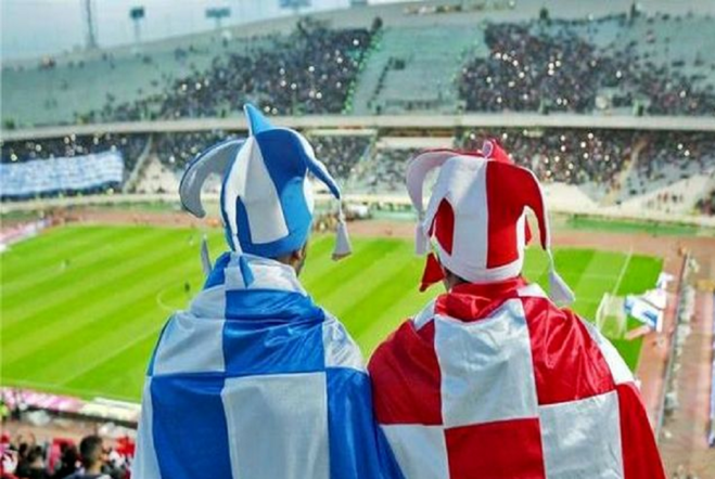 تجمع سرخابی‌ها با حضور پلیس بهم خورد  عکس