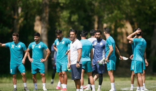 اصغر ملکیان : با تعصب ها در استقلال ماندند