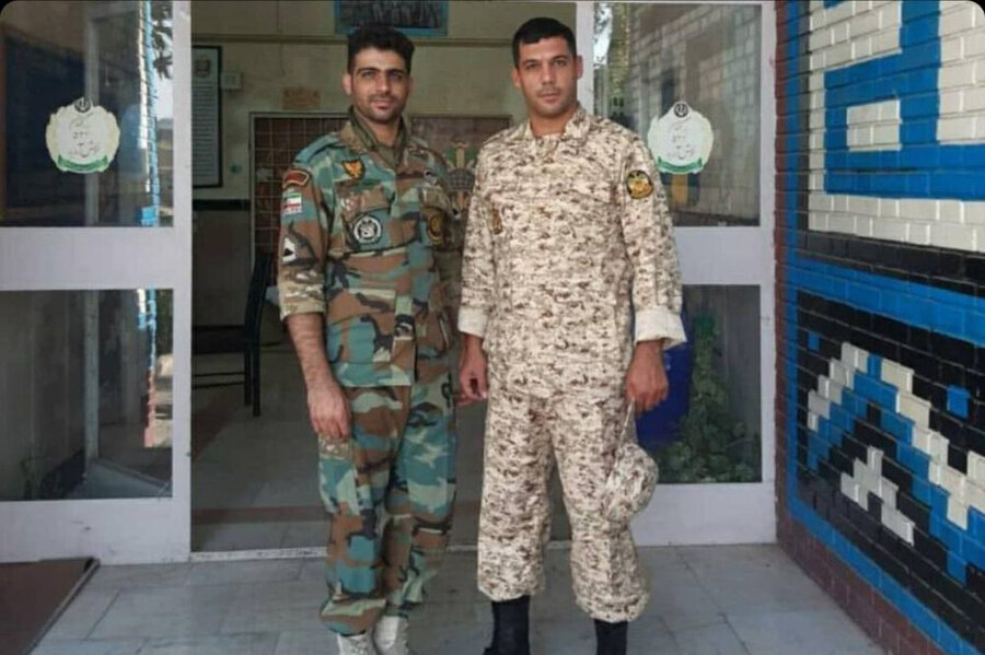 عکس | معاون پرسپولیس با لباس سربازی و موی اصلاح شده عکس | معاون پرسپولیس با لباس سربازی و موی اصلاح شده