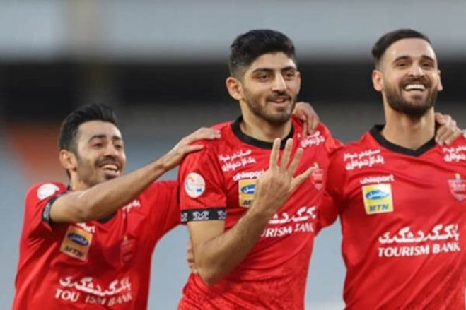 ستاره پرسپولیس بهترین هافبک لیگ قهرمانان آسیا شد