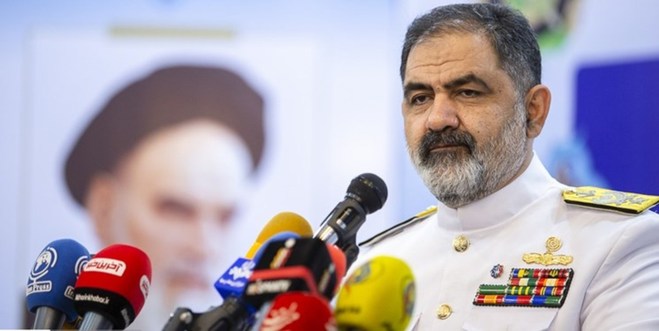 دریادار ایرانی: نفتکش‌های ایران با اسکورت ارتش به لبنان رسیدند