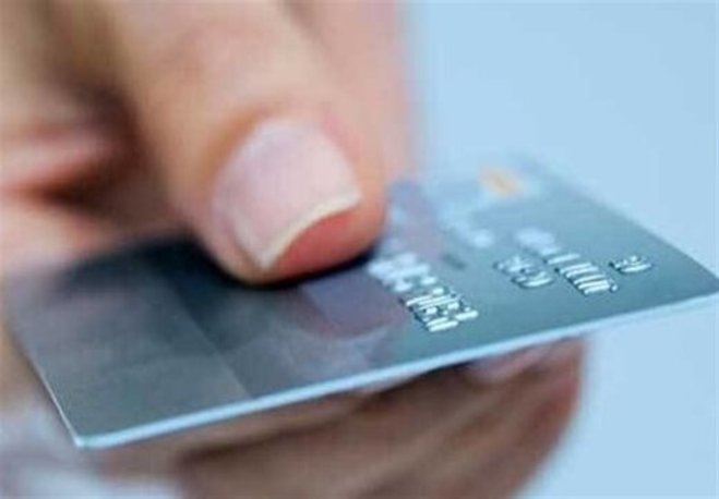کدام بانک‌ها کارت اعتباری ۷ میلیون تومانی می‌دهند؟