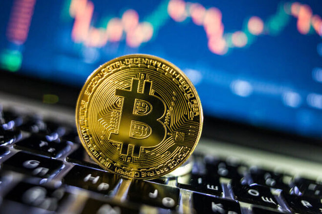 نوسان قیمت بیت‌کوین و اتریوم