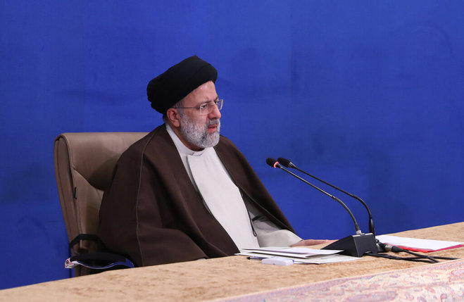 ۲ اولویت اصلی دولت را در حوزه اقتصادی اعلام کرد