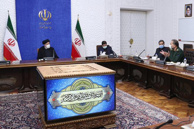 رئیسی: بودجه بدون قرض گرفتن از بانک مرکزی تامین شود