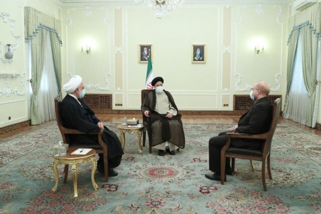نشست سران قوا ؛
تاکید بر هماهنگی اقدامات اجرایی برای حل مشکلات اقتصادی