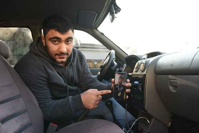 قهرمان جهان در اسنپ کار می‌کند