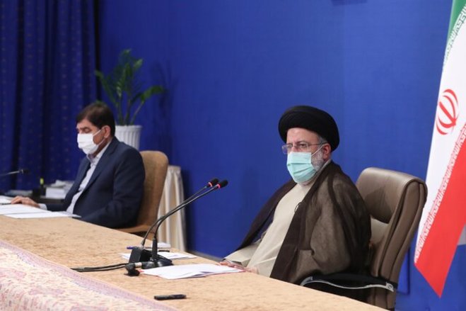 در جلسه ستاد ملی مقابله با کرونا مطرح شد ؛پرهیز از دورهمی‌ها و عادی انگاری ضرورت کنترل تردد از مرزهای کشور
