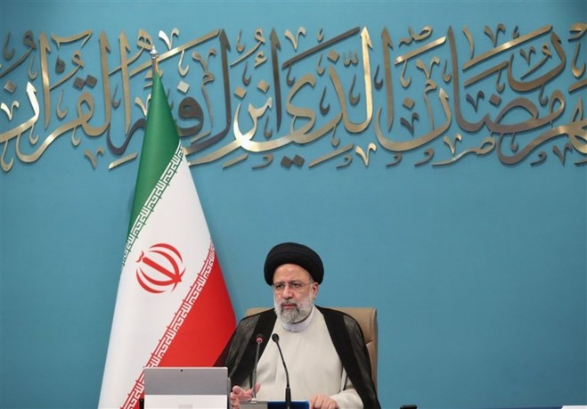 واکنش رئیسی به حادثه مشهد: کسانی که دشمنی کردند از جریان تکفیری بودند