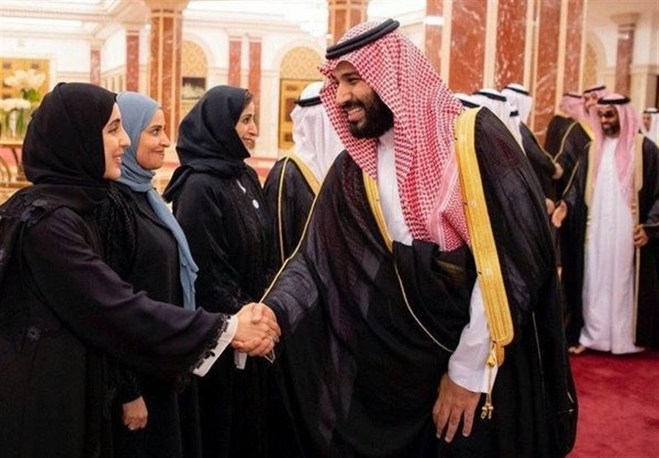اصلاحات پر زرق و برق عربستان؛ بن‌سلمان تجربه شاه ایران را تکرار می‌کند؟