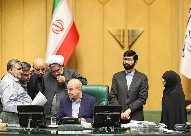 مجلس چگونه با جلو و عقب کشیدن ساعت به افزایش مصرف انرژی در کشور دامن می‌زند؟