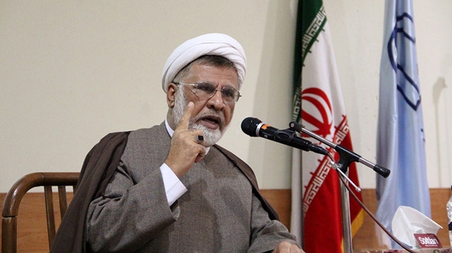 افشاگری استاد حوزه علمیه از مسئول مسمومیت‌های سریالی دختران: کار «هزاره‌گرا» است! | تکذیب شد
