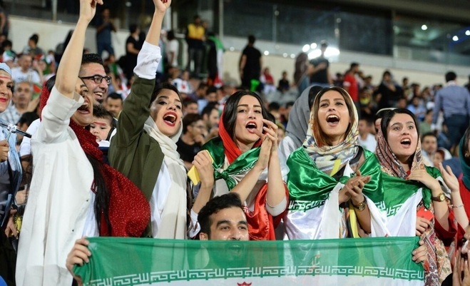 نامه فیفا به فدراسیون درباره حضور زنان در ورزشگاه