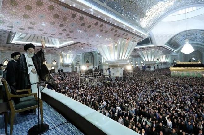 رهبر انقلاب: امید دشمن به اعتراضات مردمی است