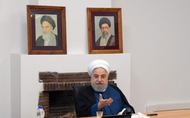چه کسی به ترامپ چراغ سبز نشان داد؟  هدف ترامپ سرنگونی نظام بود  مردم برای مادیات زندگی شاید گذشت کنند  ۶۰ میلیون دوز واکسن از روسیه خریدیم اما چند میلیون دوز دادند!