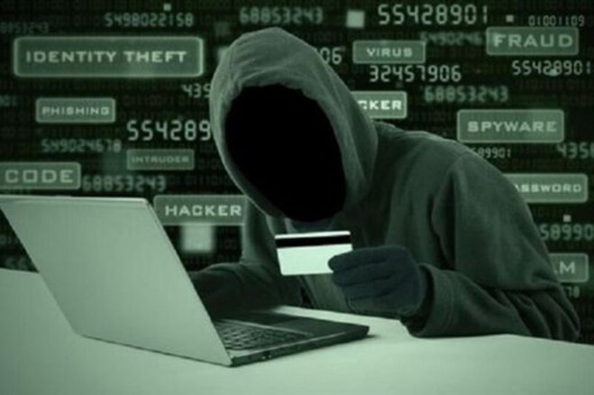 کلاهبرداری جدید؛ کارت ملی و بانکی‌تان در اختیار شخصی قرار ندهید!