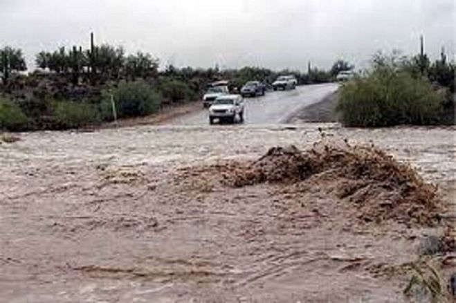 ۲ پل در طالقان بر اثر سیلاب تخریب شد