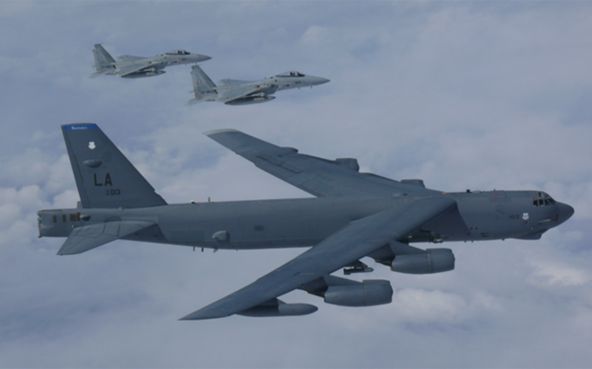 اسکورت B-52های آمریکایی توسط اسرائیل به سوی خلیج فارس