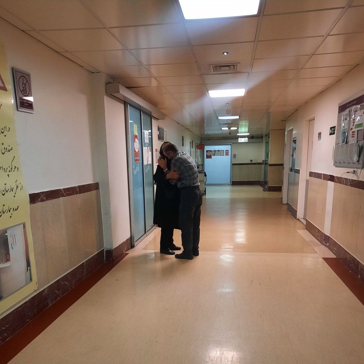 عکسی از حال و روز «خانواده مهسا» در بیمارستان کسری