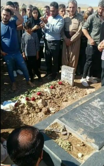 تصویری از مزار مهسا امینی بعد از خاکسپاری&zwnj;اش