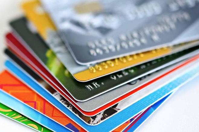 جزییاتی از طرح هر ایرانی یک حساب و یک کارت