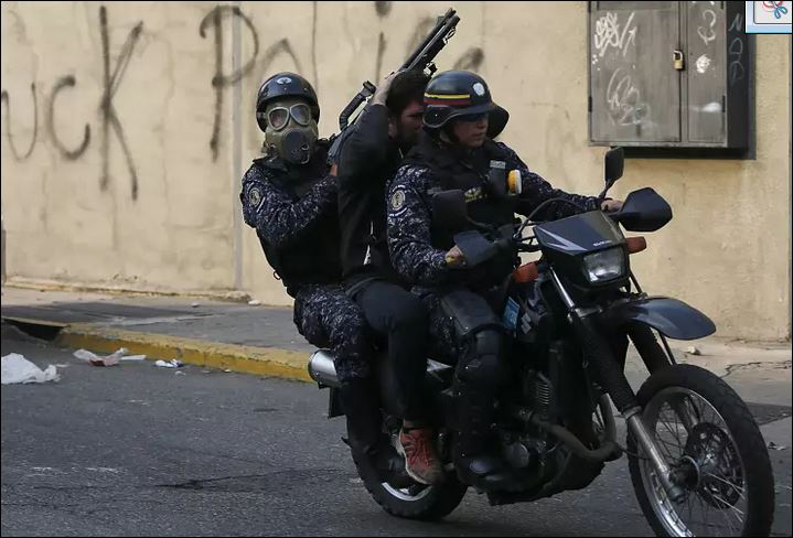بازخوانی تجربه اعتراض‌های مردم در ونزوئلا؛ از آغاز تا سرکوب و سرنوشت نهایی