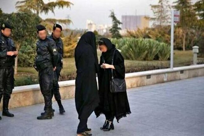 کشف نماینده مجلس از ریشه بی‌حجابی: دختران مجردن!