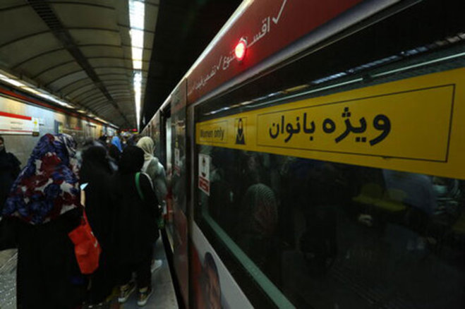 تشکیل ستاد عفاف و حجاب در مترو؛ تذکر لسانی با هماهنگی پلیس و بسیج