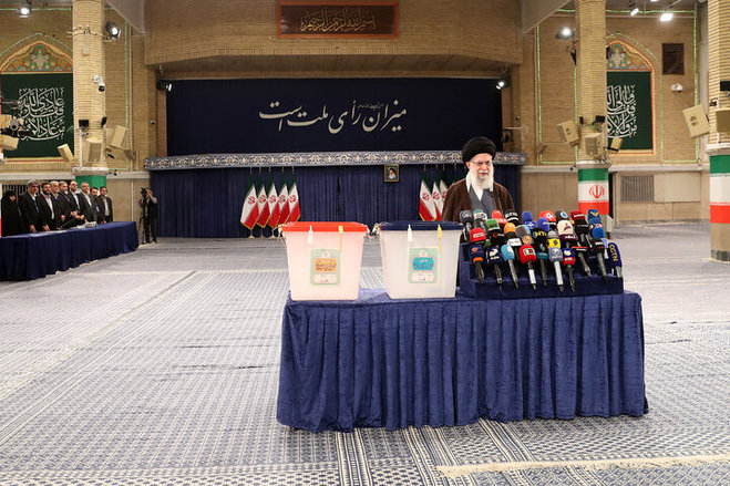 آخرین توصیه انتخاباتی رهبری: در کار خیر نیازی به استخاره نیست | به همان تعداد که لازم است رای دهید | دوستان را خوشحال کنید و بدخواهان را ناامید