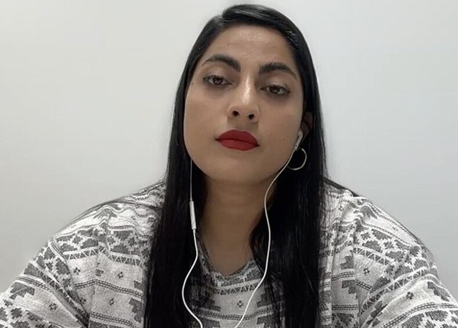 دختر ایرانی در بین اعضای تیم پناهندگان وزنه‌برداری جای گرفت +تصویر